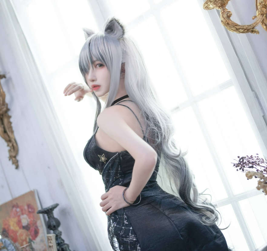 Shika小鹿鹿是谁？个人资料介绍，cosplay写真图片欣赏插图1